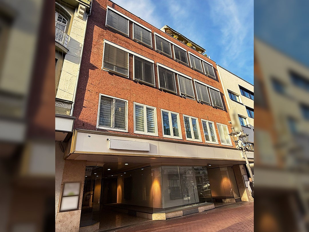 Ladenlokal mit Glasfront